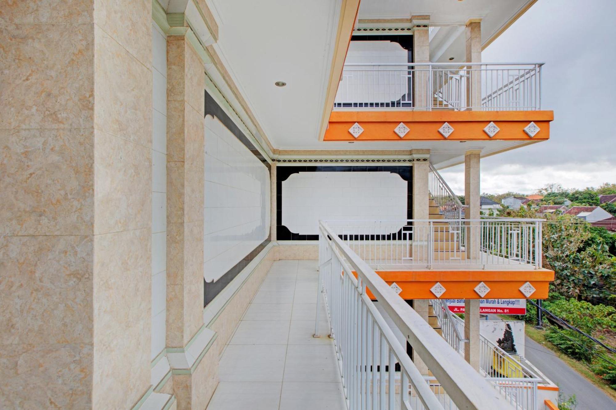 Oyo 2463 Bali Balangan Hotel Jimbaran Exterior foto