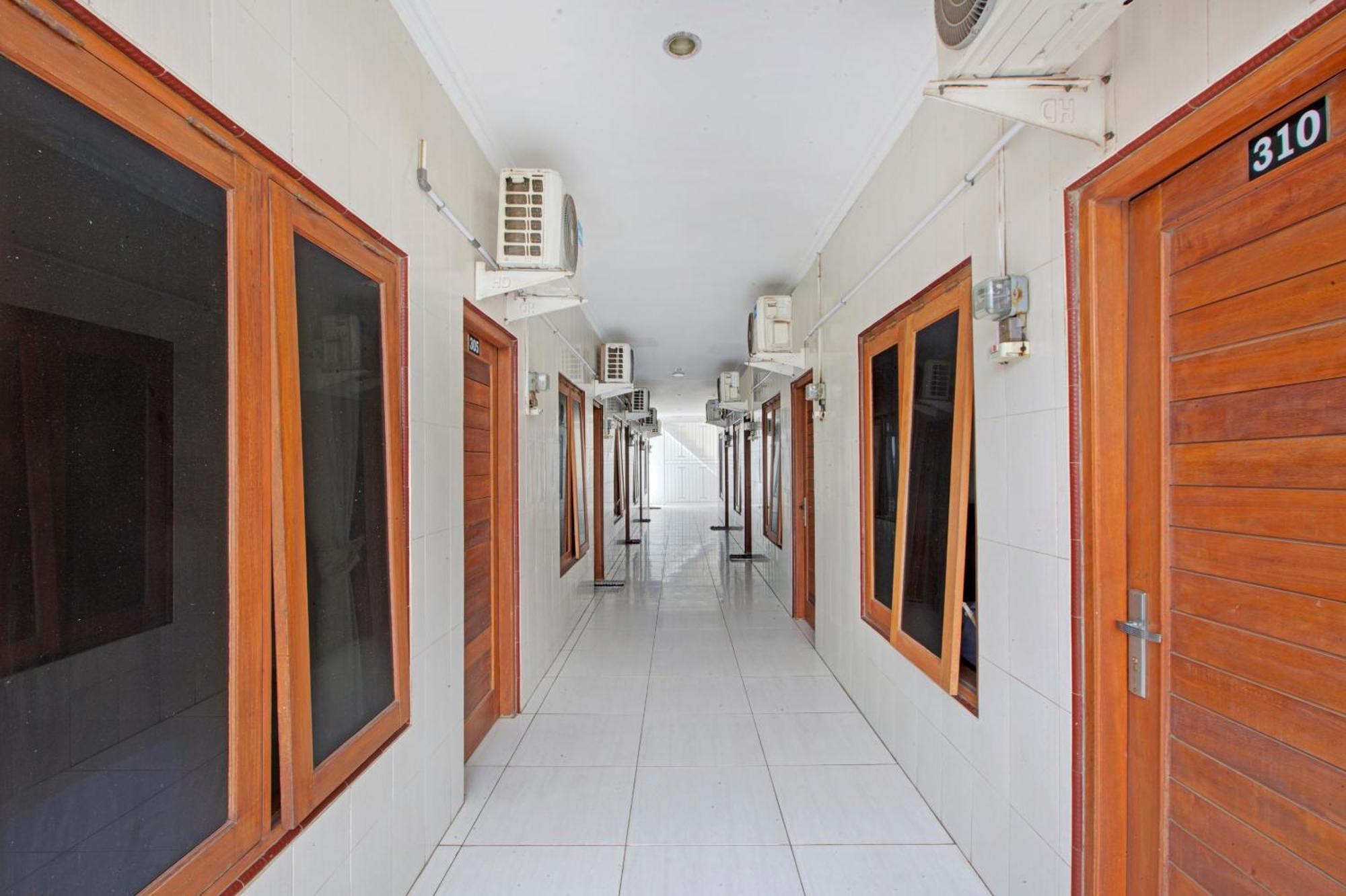 Oyo 2463 Bali Balangan Hotel Jimbaran Exterior foto